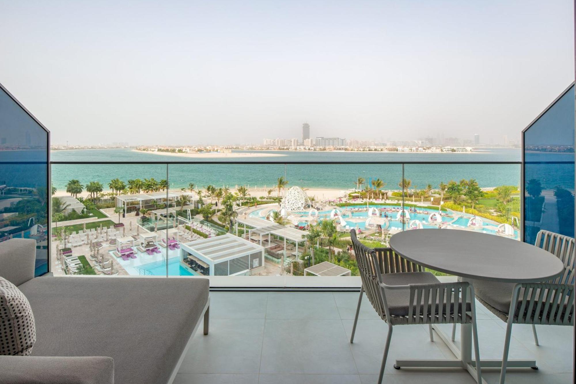 Hotel W Dubai - The Palm Esterno foto View from the hotel